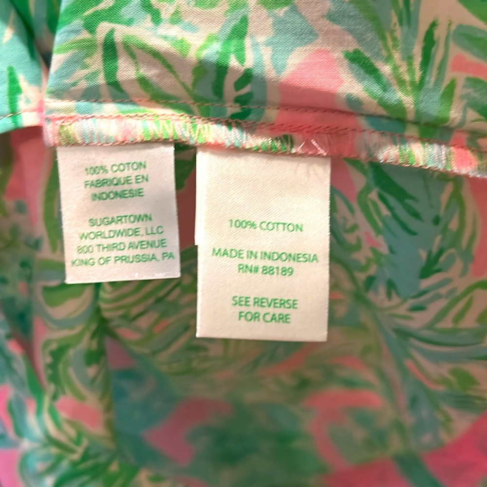 NWOT: Lilly Pulitzer Vibrant Pink & Green Button-Up Long-Sleeve Pajama Top - Picture 4 of 5